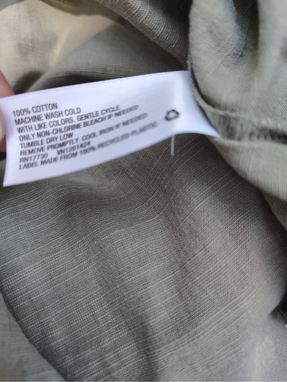 Universal Thread Top - Picture 6 of 7